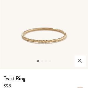 Mejuri Twist Ring 14K Y Gold Size 7